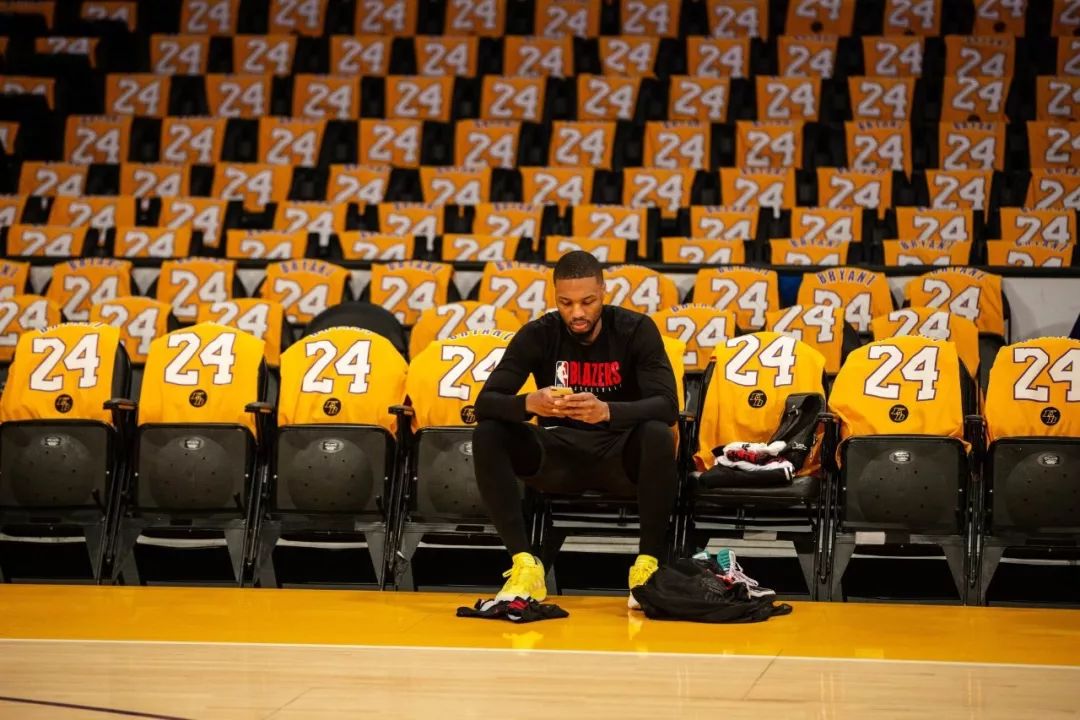 国米2-0拉齐奥全队评分：博尼8分，劳塔罗、齐沃7.5分（国米2-0击退拉齐奥全队评分：博尼8分，劳塔罗与齐沃各7.5分）