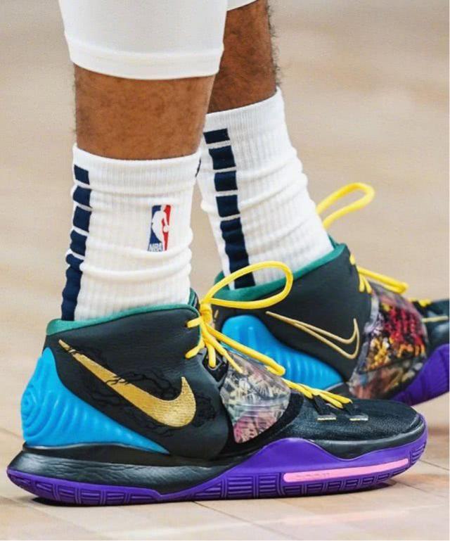 大巴黎官方：登贝莱已经进入恢复期的最后阶段（巴黎圣日耳曼官宣：登贝莱康复进入收尾阶段）