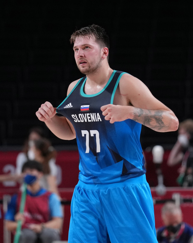 李国旭直言：国足面试了3个多小时，我认为邵佳一是现在更合适的人选（李国旭：国足面试超3小时，邵佳一是当前更合适的人选）