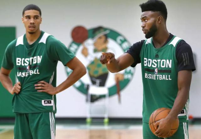 荷兰两个海外领地命运不同：库拉索晋级世界杯，阿鲁巴无缘（荷属双岛命运分野：库拉索晋级世界杯，阿鲁巴无缘）