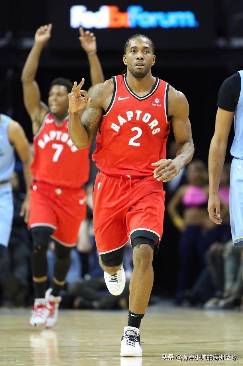 笑一笑呗!奥利塞当选全场最佳球员，赛后自拍一脸严肃（奥利塞荣膺全场最佳，赛后自拍面无表情，笑一个？）