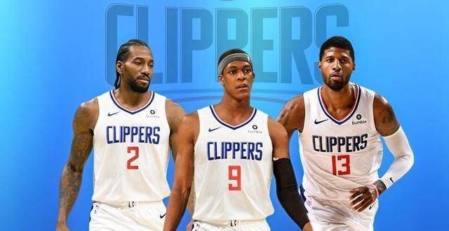 曼城替补席深度再次展现豪门底蕴（曼城板凳深度再度彰显豪门气质）