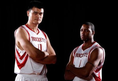 德容：之前哪怕有顶级球星也曾无缘大赛，今天的成果值得珍惜（德容：阵中有巨星也曾错失大赛，如今这份成果更该珍惜）