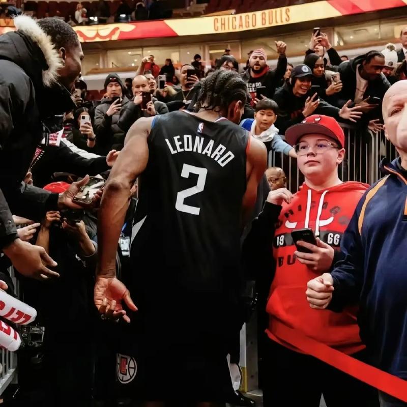 独臂运动员王家超以铁人三项重写人生节奏（独臂选手王家超用铁人三项改写人生节拍）