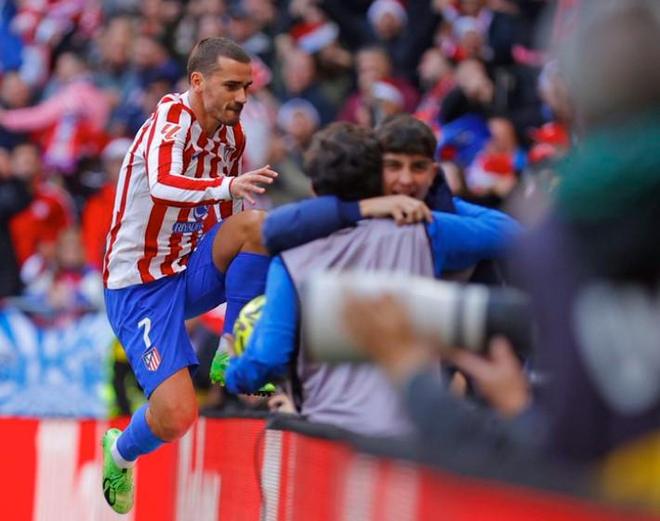 跌宕起伏，尤文本赛季欧冠首次赢球并终结欧冠五场不胜（尤文欧冠收获本季首胜，终结连续五场不胜）