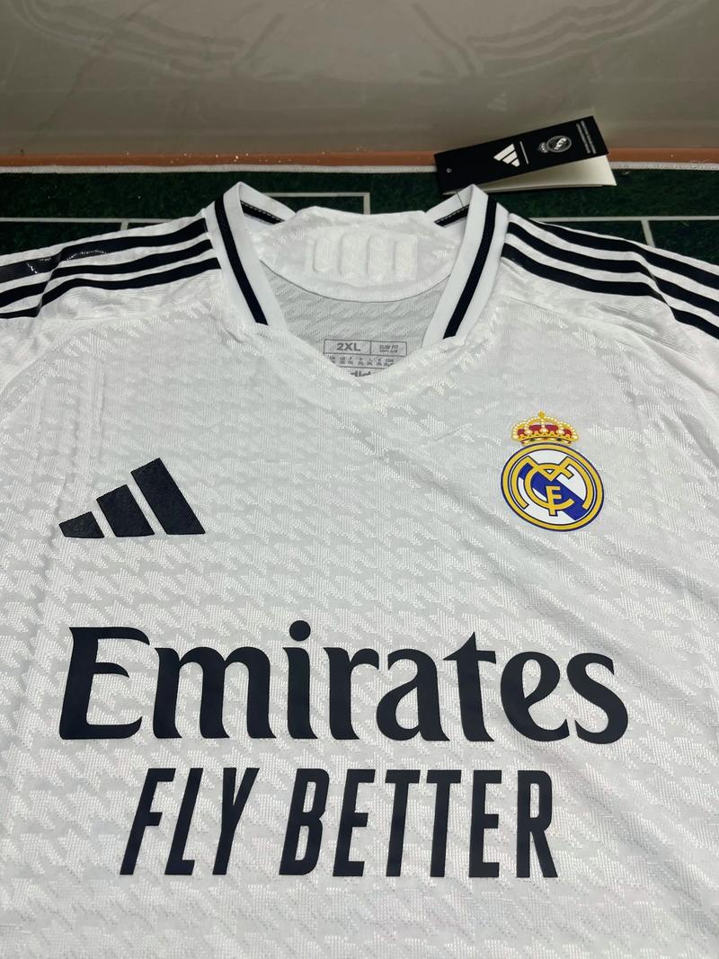 科隆vs圣保利：比尔特、卡明斯基首发，杰克逊-欧文、藤田让瑠奇马出战（科隆对阵圣保利：比尔特、卡明斯基先发，杰克逊-欧文与藤田让瑠、奇马出战）