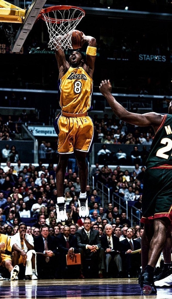 萨哈：麦克托米奈可以在皇马和巴萨踢球，甚至拜仁慕尼黑（萨哈：麦克托米奈有实力效力皇马、巴萨，乃至拜仁慕尼黑）