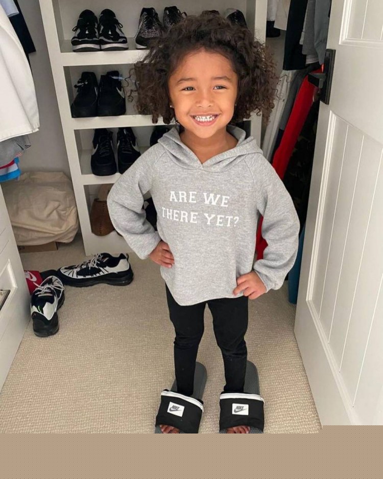 多特vs比利亚雷亚尔：阿德耶米、安塞尔米诺、帕尔特伊出战（多特对阵比利亚雷亚尔：阿德耶米、安塞尔米诺、帕尔特伊将登场）